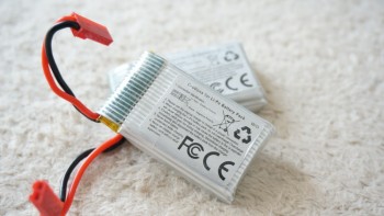 ドローンのバッテリーが膨らみ短寿命に！？急速充電は控えるべし。