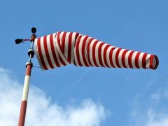 ドローン飛行前に！風速を予測するオススメ天気アプリ。