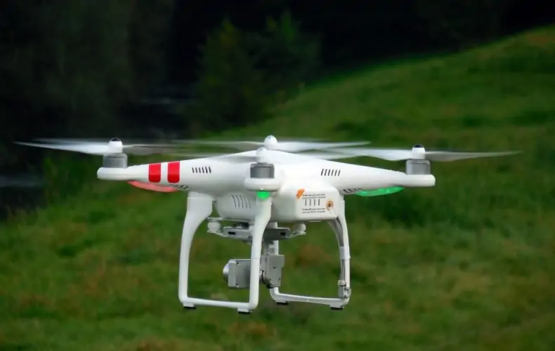 世界のドローン市場を席巻するDJI社の「phantom」シリーズ。
