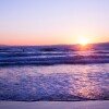 ドローンの日没飛行