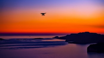 ドローン操縦士は儲かる？需要は？夢見る”甘いビジネス”ではない理由。