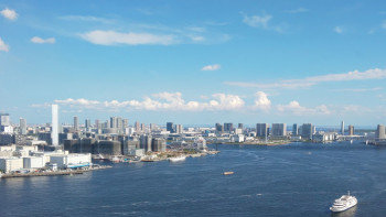 ドローンを海上で飛行するのは制限ある？東京湾は海上保安部・港湾局の許可必要？