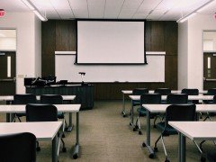 そのドローンスクールは技能認証ある？料金比較する前に、価値を確認すべきこと。