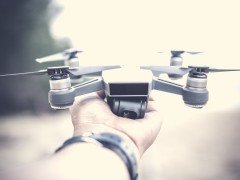 ドローン操縦士は10年後に「消える職業」「なくなる仕事」になるのか？
