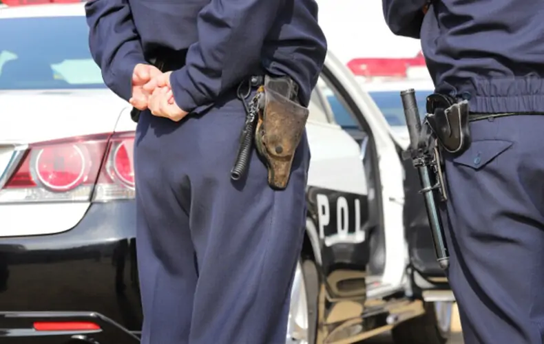 ドローン飛行時に「警察に事前通知・連絡」するか否かの判断方法とは？