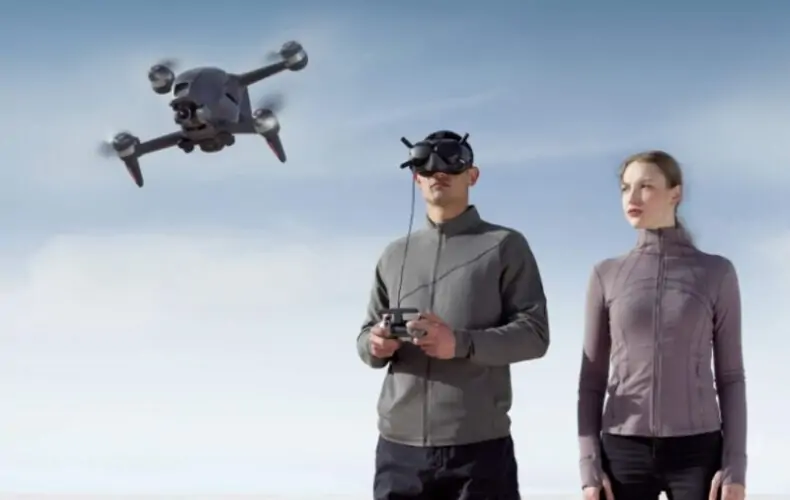 どうすれば航空法をクリアして「DJI FPV」を飛行できる？免許は？飛行マニュアル規定は？