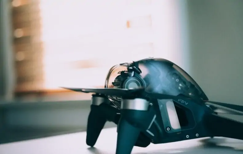 DJI FPV は何のドローン飛行が最適なのか？ホビー用途で楽しむには？