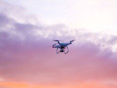 ドローン飛行の許可基準の改正（2021.03～）に至る規制改革とは何かのか？