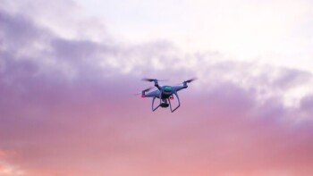 ドローン飛行の許可基準の改正（2021.03～）に至る規制改革とは何かのか？