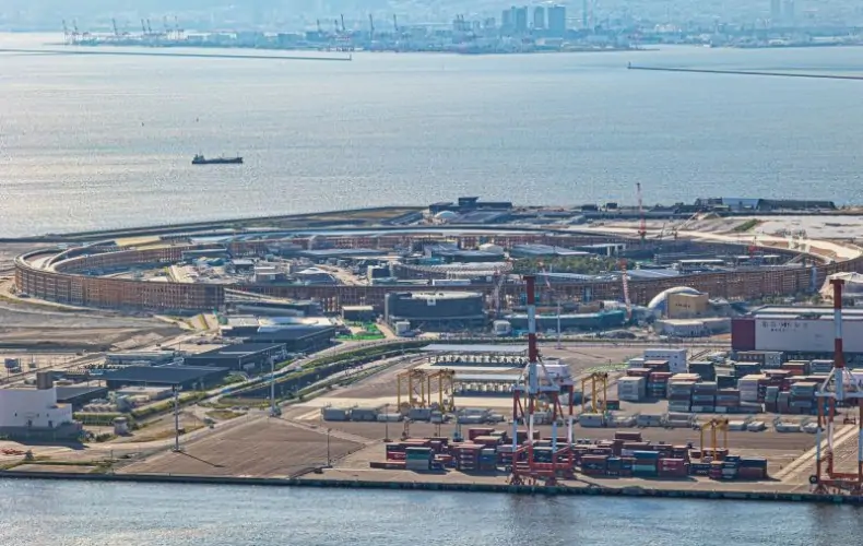 大阪万博でドローン飛行できる？規制条例の中身、申請方法を解説。